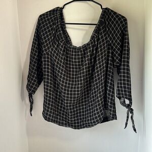 Madewell off shoulder windowpane black and white top size large